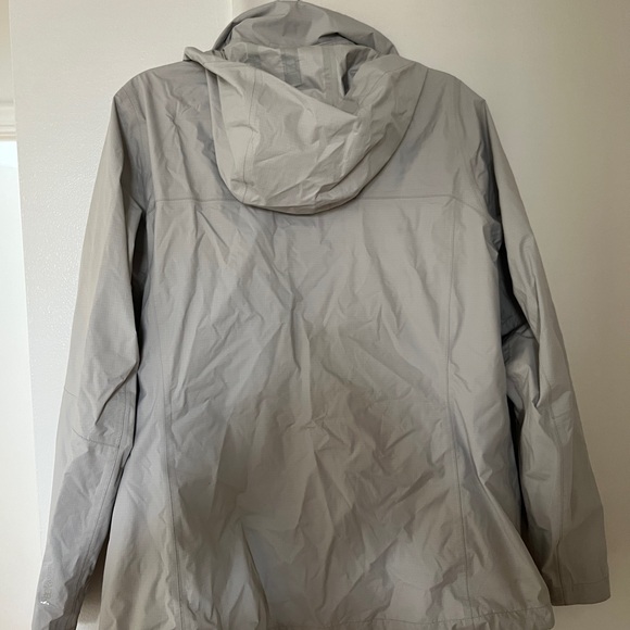 Women’s Gray REI Rain Jacket - Picture 3 of 3
